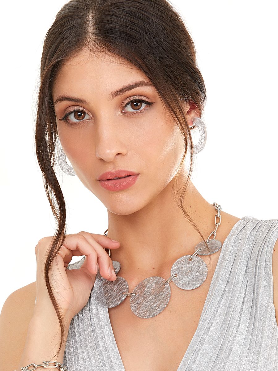 Zenzii Acrylic Circle Collar Necklace With Metallic Static Silk