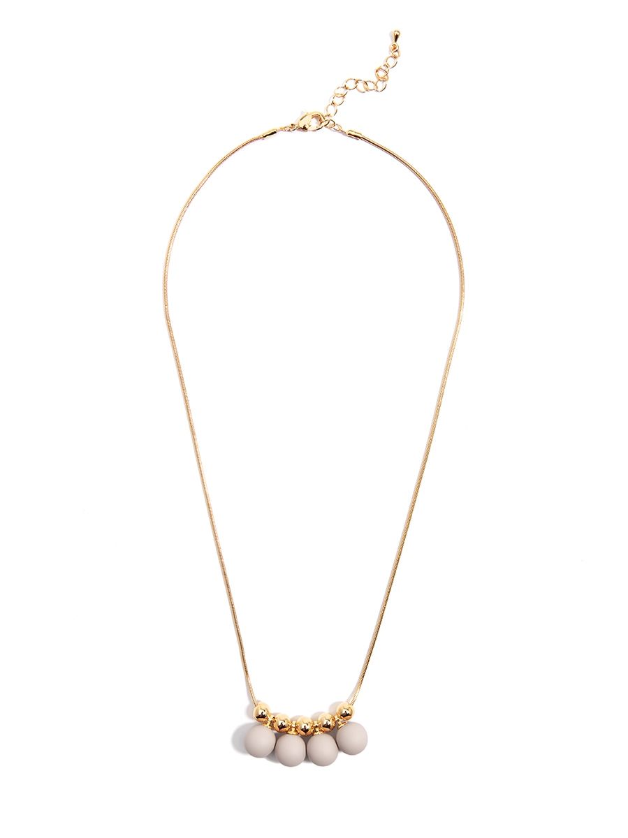 Zenzii Shiny Metal Necklace With Painted Metal Circle
