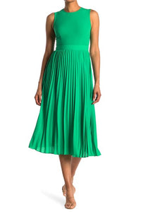 Donna Morgan Sleeveless Pleated  Midi Dress