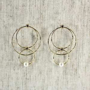 Pretty Persuasions Looped Pearl Earrings (Gold)